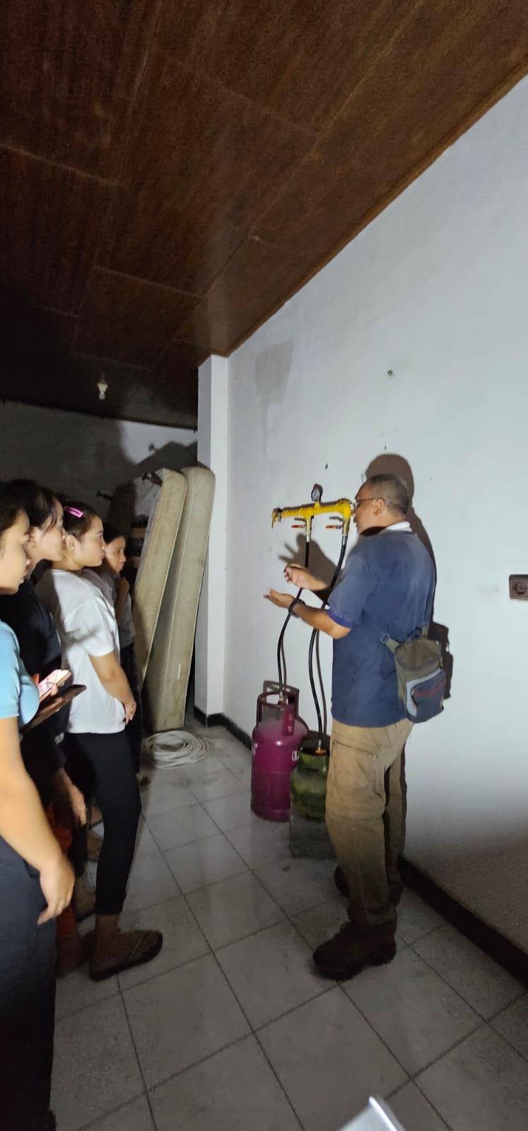 Konsultasi sistem gas